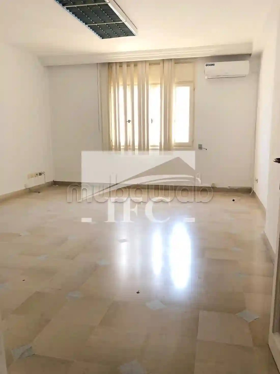 Bureau en 4 Espaces 120m² Menzah Ifcz24 - Vue 3