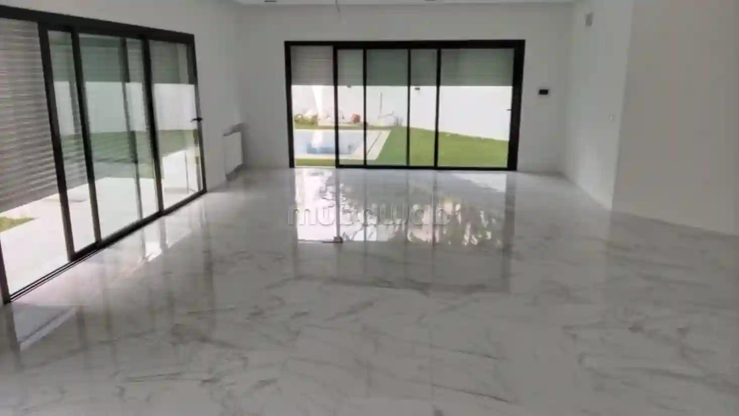 Location Villa Neuf aux Lac2 - Vue 2