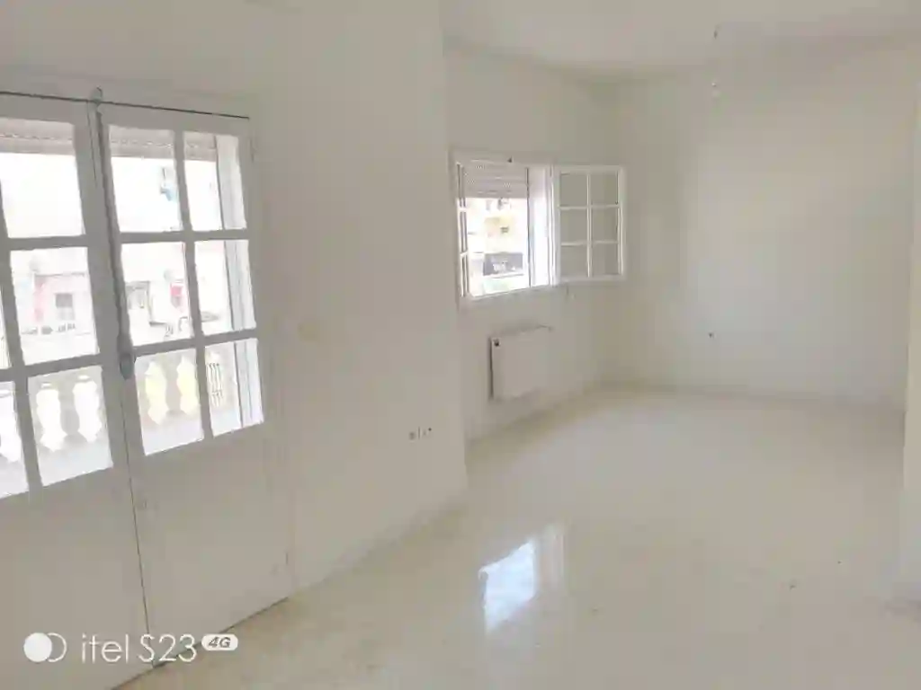 À Vendre à Mourouj 4 bel Appartement s+2 de 82 m² Dans une Rési - Vue 3
