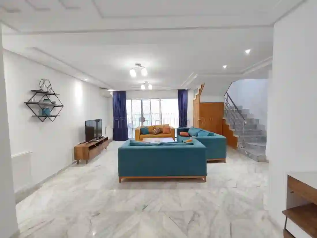 Duplex à Louer S3 Tunis