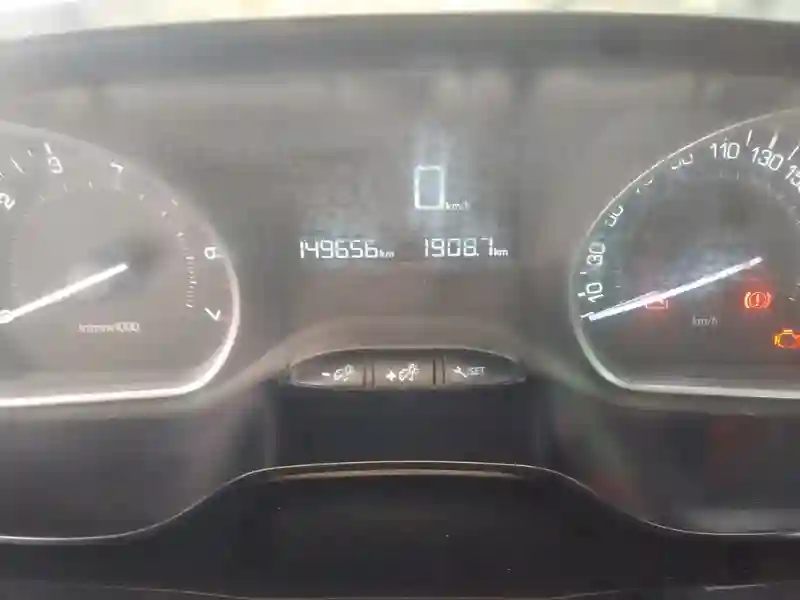 Peugeot 208 Essence 2016 - Vue 1