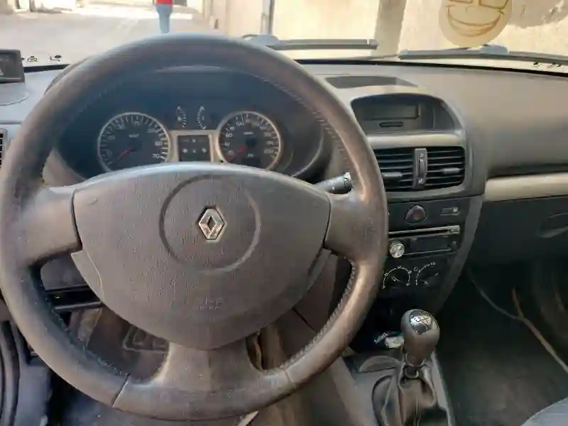 Renault Clio Diesel - Vue 4