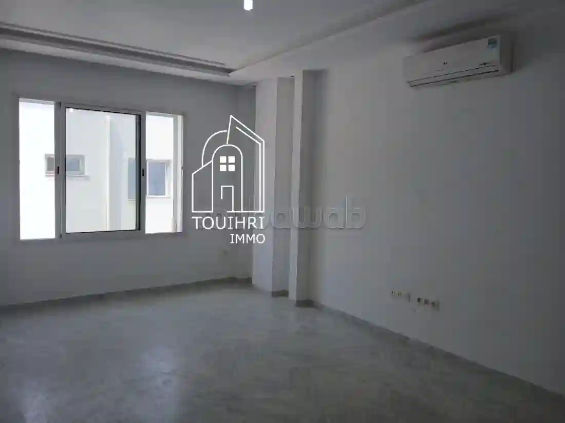 Un Appartement S2 au Premier Étage à Lac 2 - Vue 1
