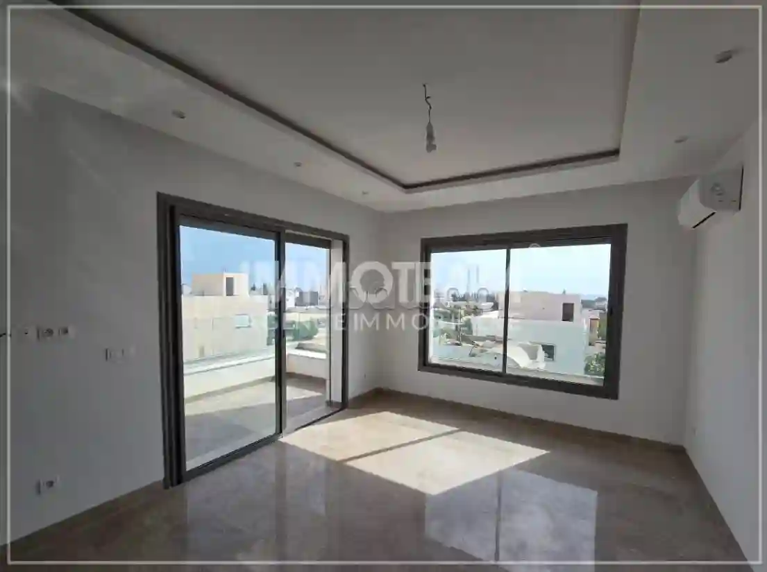 A Vendre un Appartement à Mrezga - Vue 2
