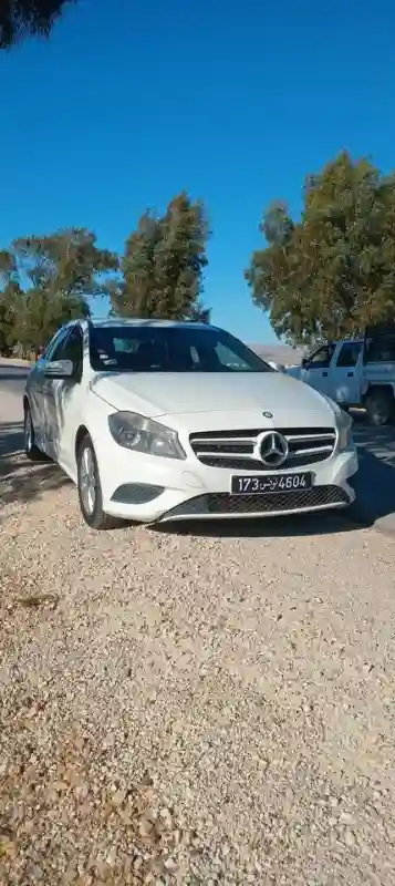 Mercedes Classe A Essence 2014 - Vue 2
