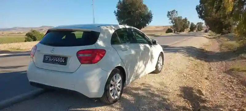 Mercedes Classe A Essence 2014 - Vue 5