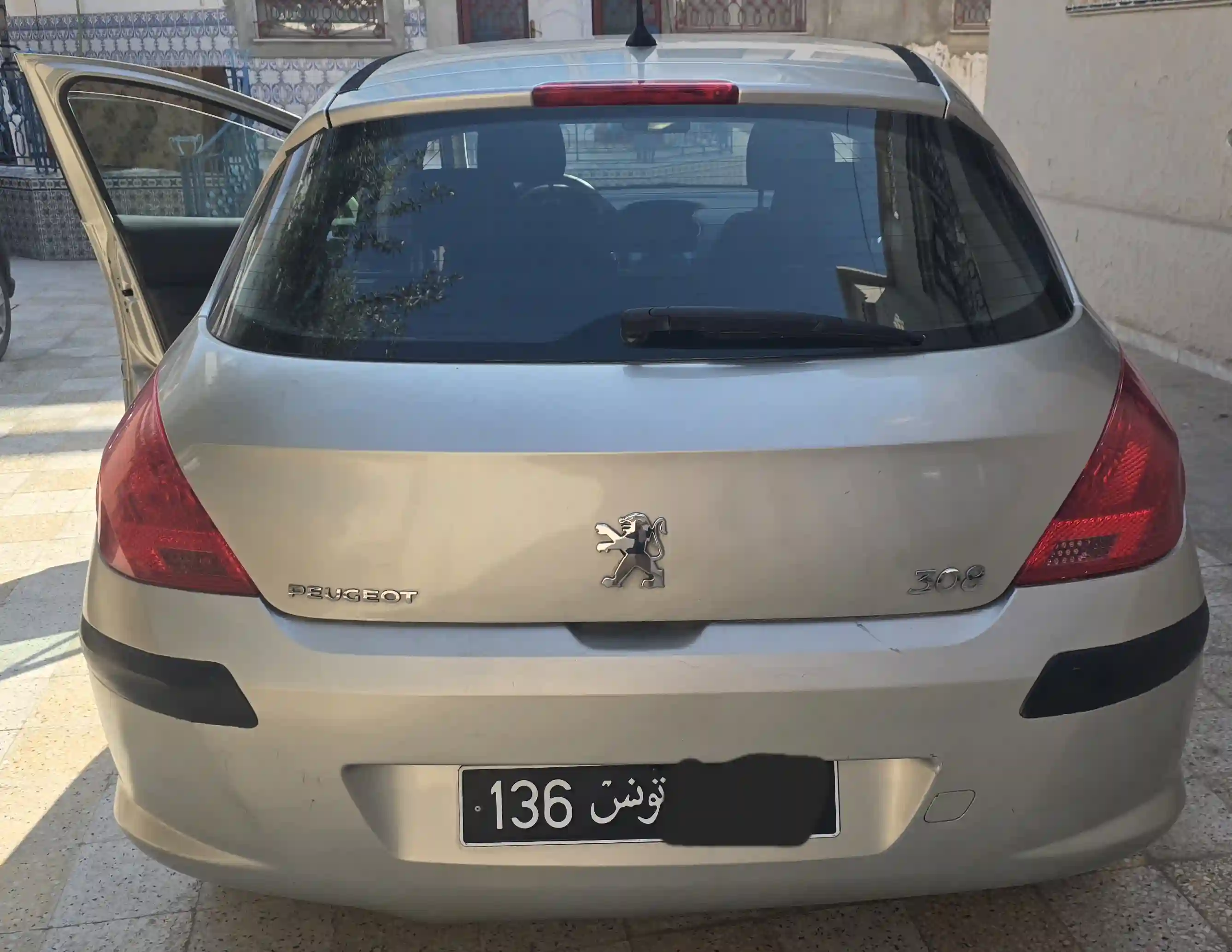 Peugeot 308 - Vue 3