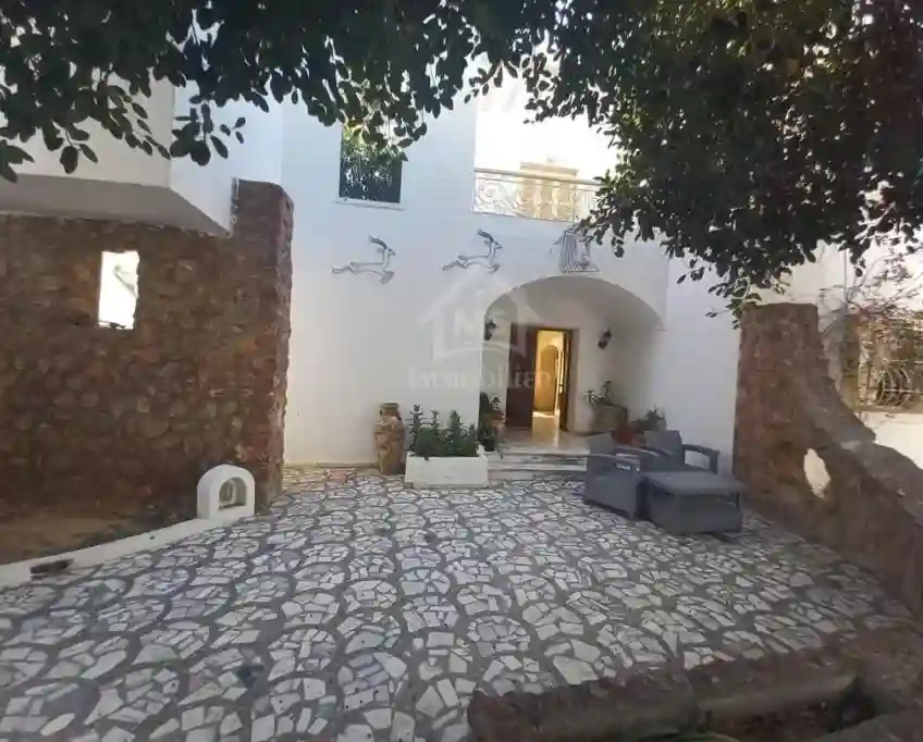 Une Villa Avec Jardin à Vendre à Hammamet 51355351 - Vue 4
