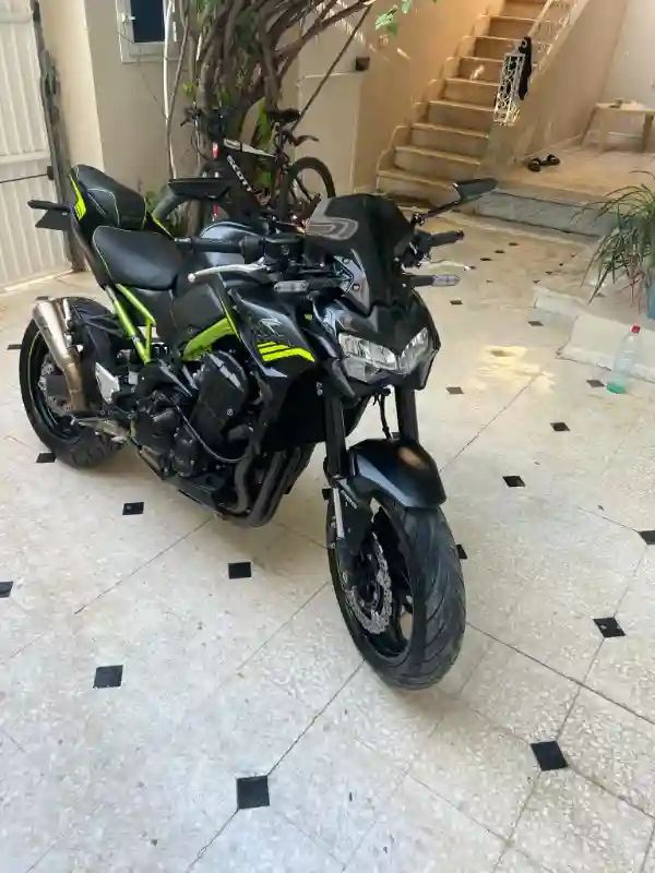 Z900 - Modèle 2023 à Vendre - Vue 5