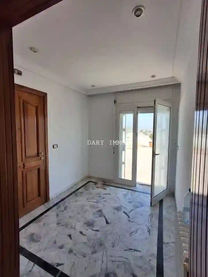 Appartement s4 à Ennasr à Cite Ennasr 2