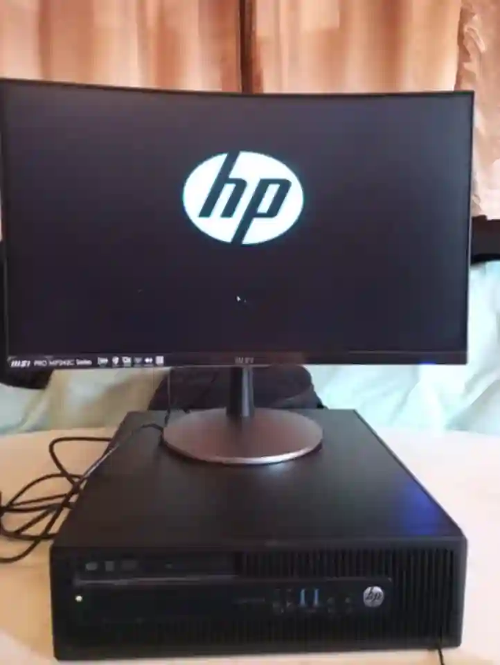 HP Elitedesk 705 G1 SFF AMD A8 - 8Go RAM 480go SSD Windows 10 - Vue 4