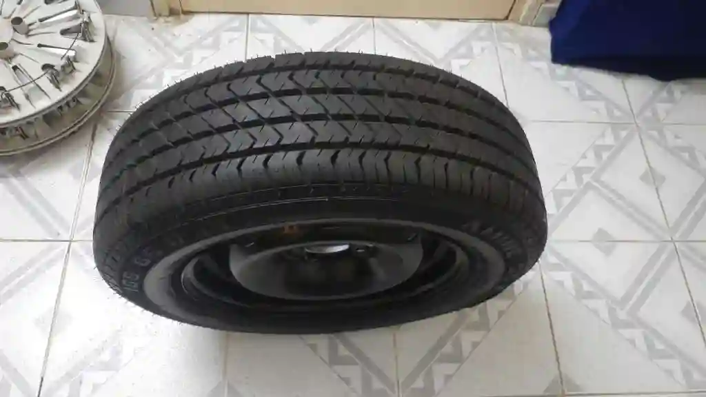 Roue de Secours par 14 Neuve réf 1856514 - Vue 1