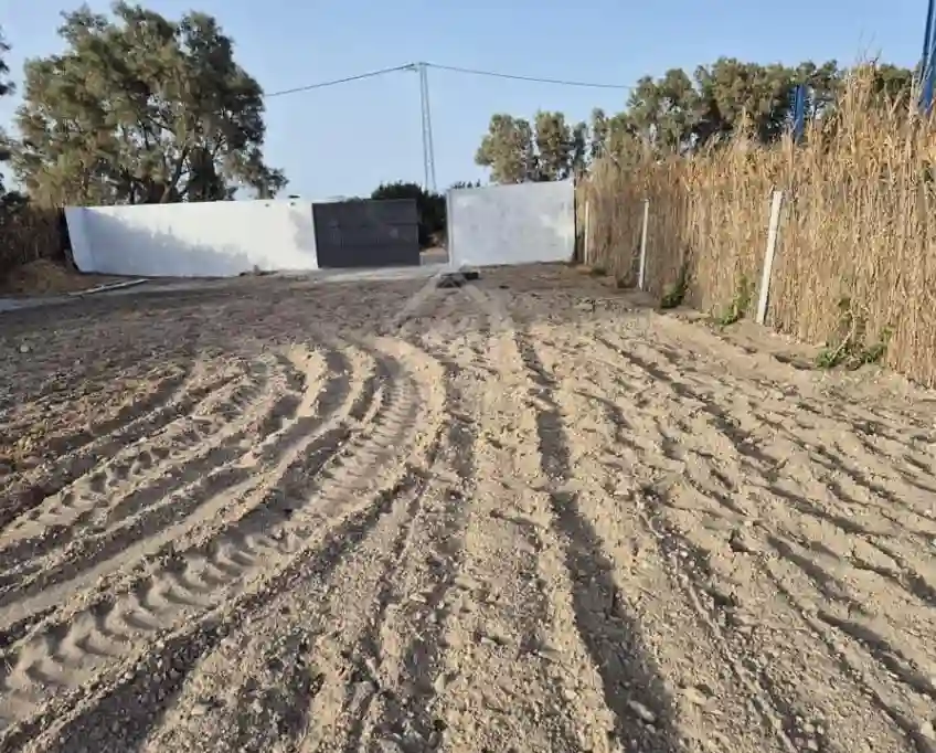 Terrain Clôturé de 580 m² à Maamoura à Vendre 51355351
