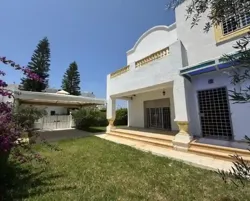 Villa Castellino(réf L3214)