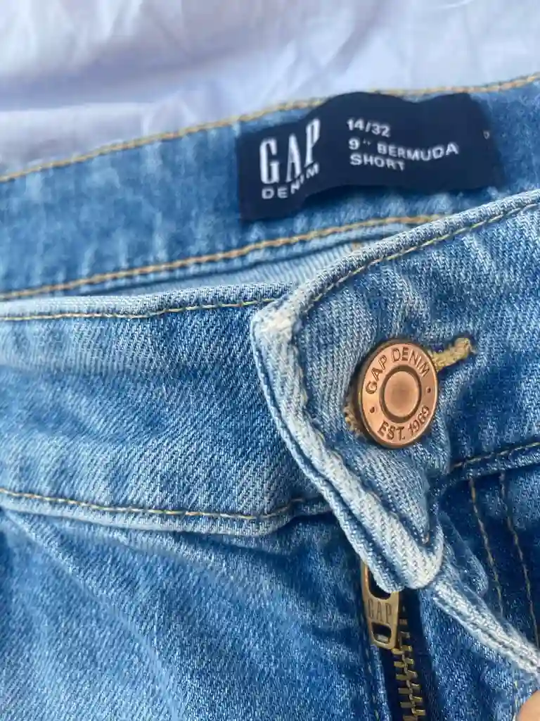 Djean Gap en Très bon État Taille 32
