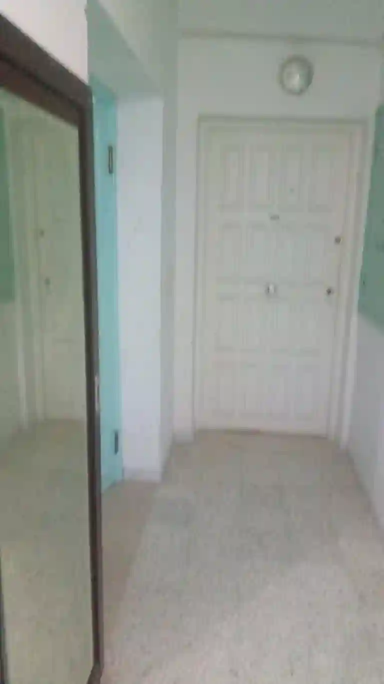 Un Appartement s2 à Borj Louzir - Vue 3