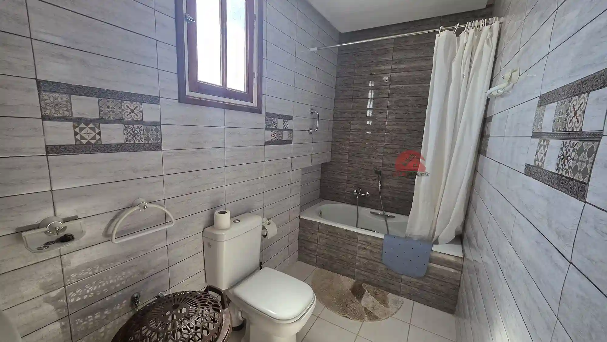 Villa Avec Piscine Zone Urbaine À Midoun Djerba - Vue 4