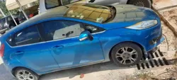 Ford Fiesta Titanium à Cite El Ouns