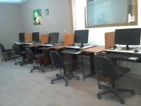Av s3 Bureau à Ariana - Vue 1