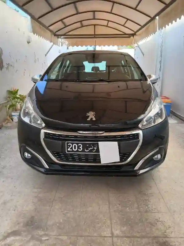 Peugeot 208 Essence 2018 - Vue 4