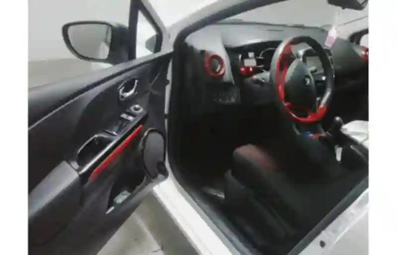 Renault Clio Essence 2015