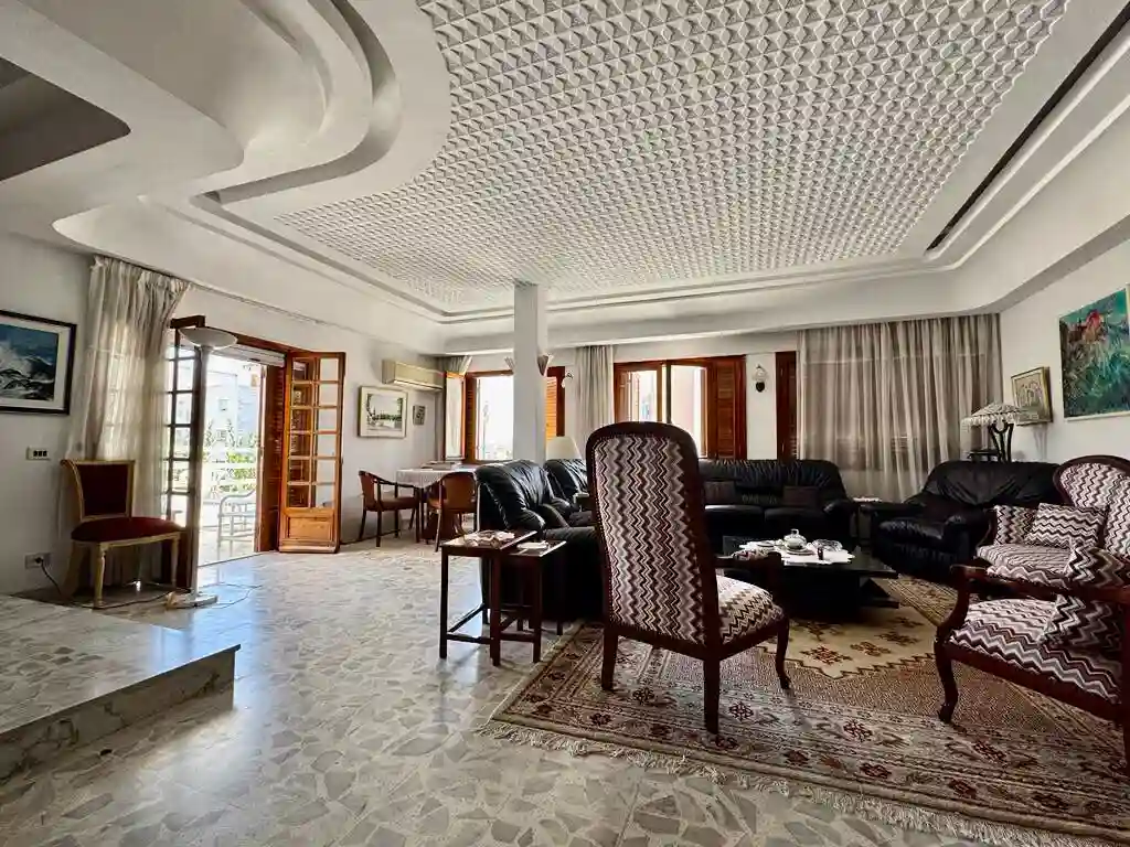 Une Villa s4 Avec Piscine à el Manar à El Manar 1 - Vue 2