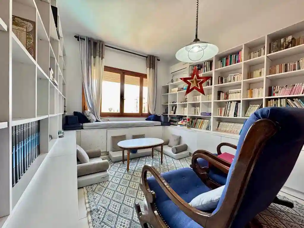 Une Villa s4 Avec Piscine à el Manar à El Manar 1 - Vue 3