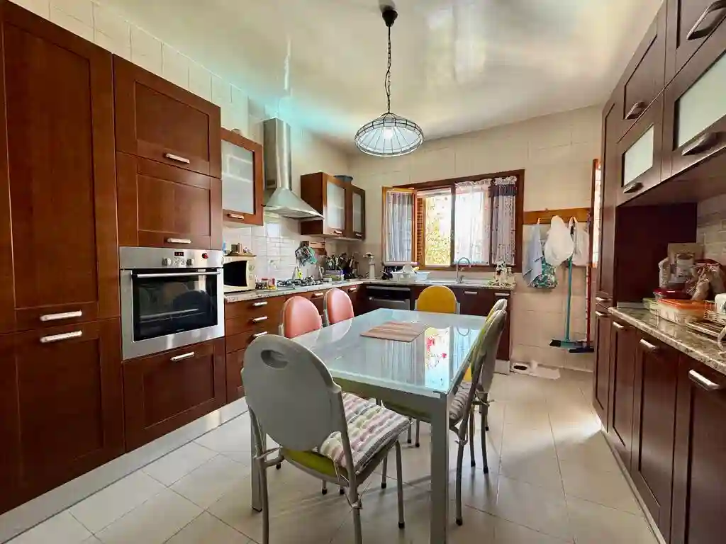 Une Villa s4 Avec Piscine à el Manar à El Manar 1 - Vue 4