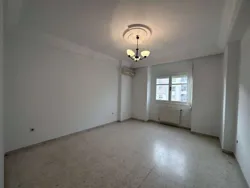 Appart s3 à Ennasr 2 Hedi Nouira à Cite Ennasr 2
