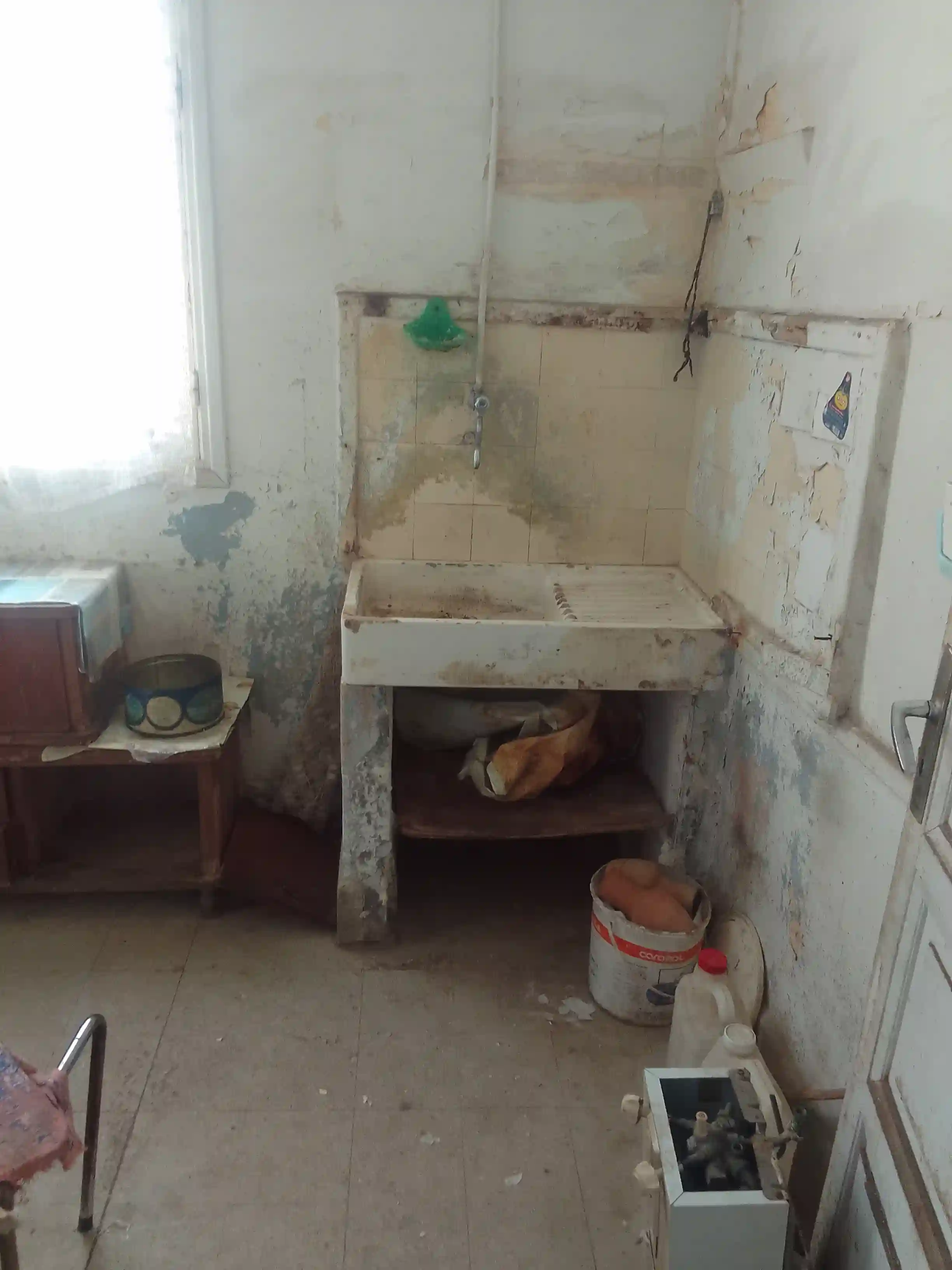 Petit Appartement au Centre Ville 4eme Étage à Sfax - Vue 1