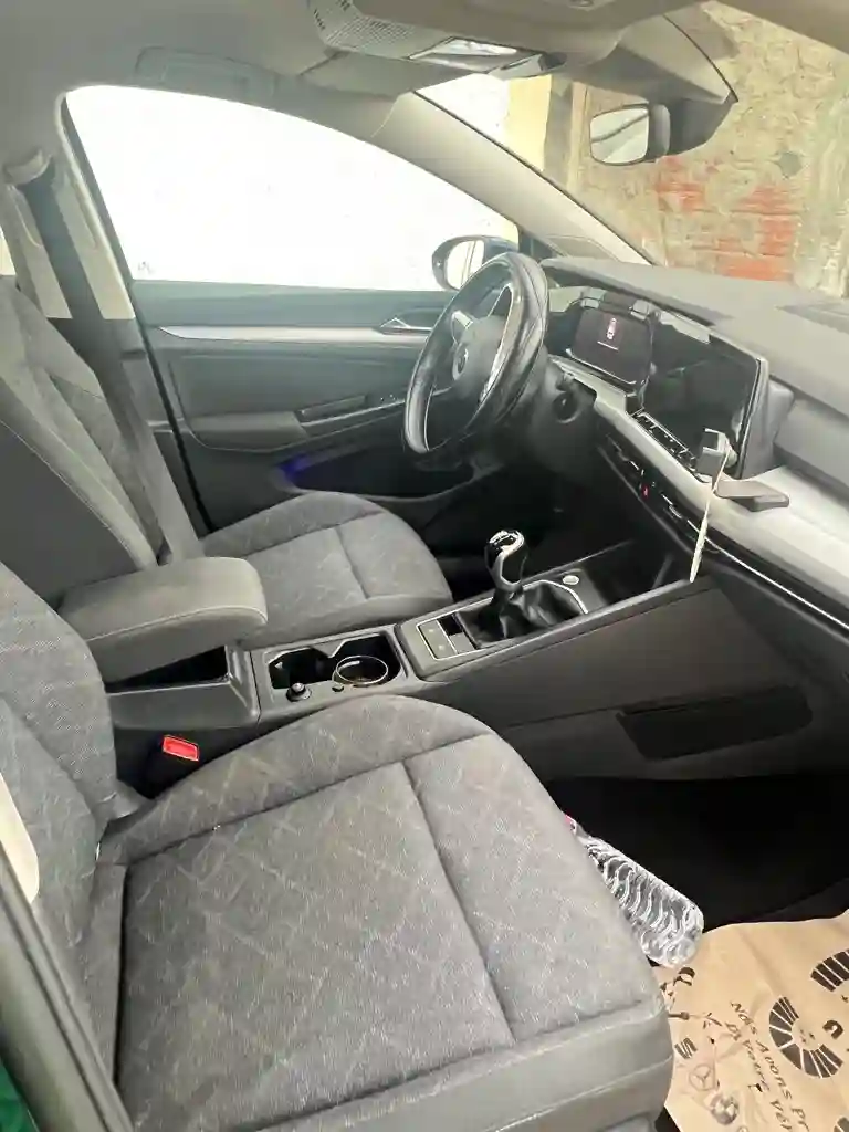 Golf 8 - Vue 2