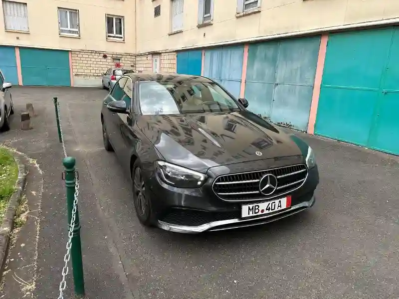 Mercedes Classe E Diesel 2022 - Vue 1
