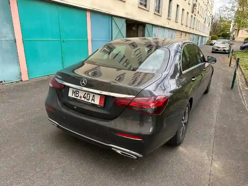 Mercedes Classe E Diesel 2022 - Vue 4