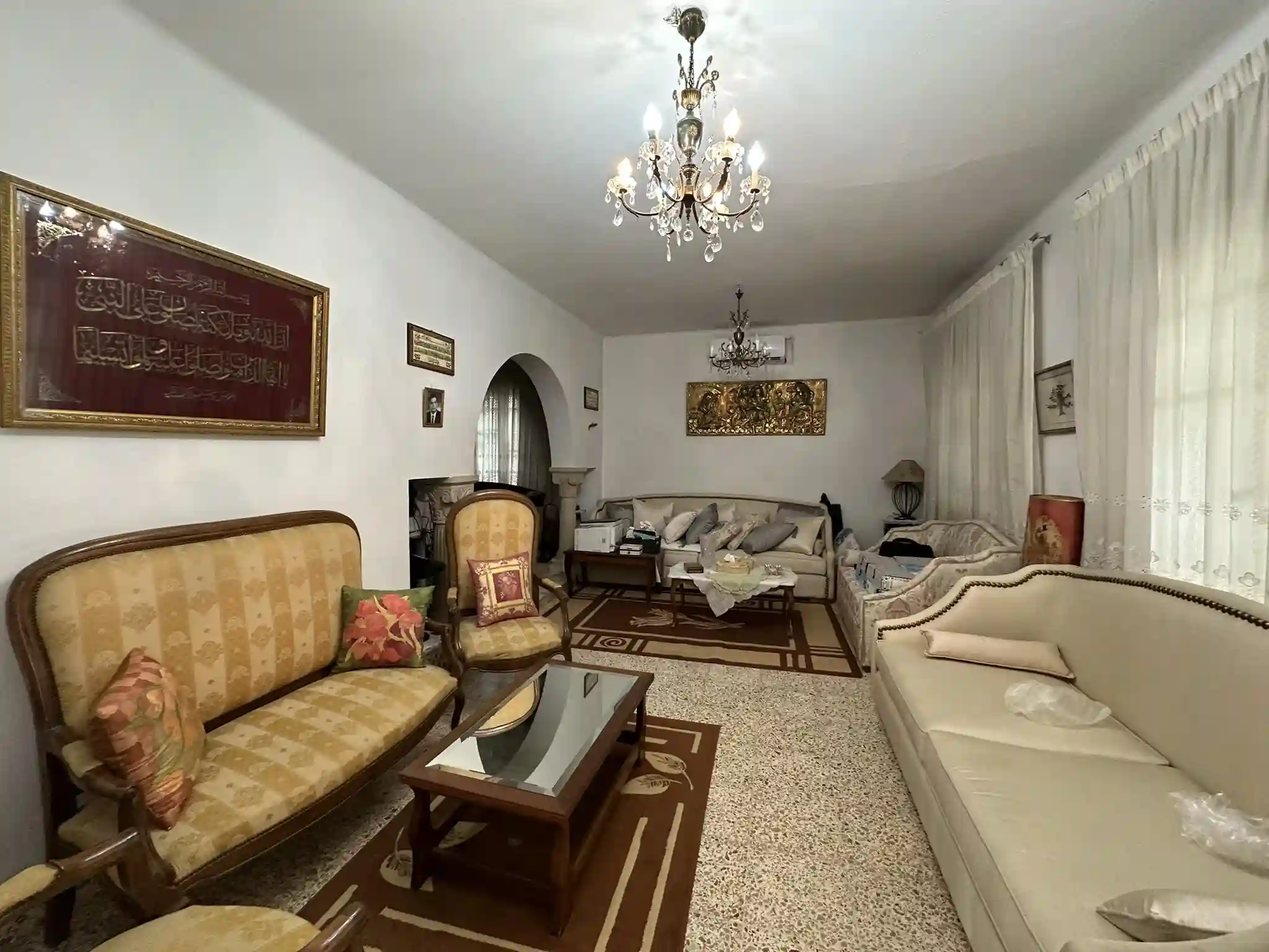 Villa Avec Jardin sur un Terrain de 800 à Ariana à Ariana - Vue 2