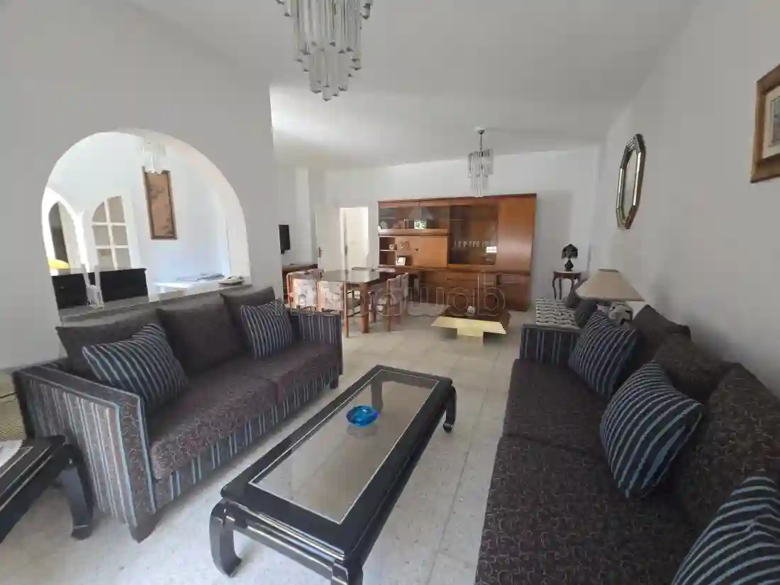 A Louer Appartement Avec Jardin - Vue 1