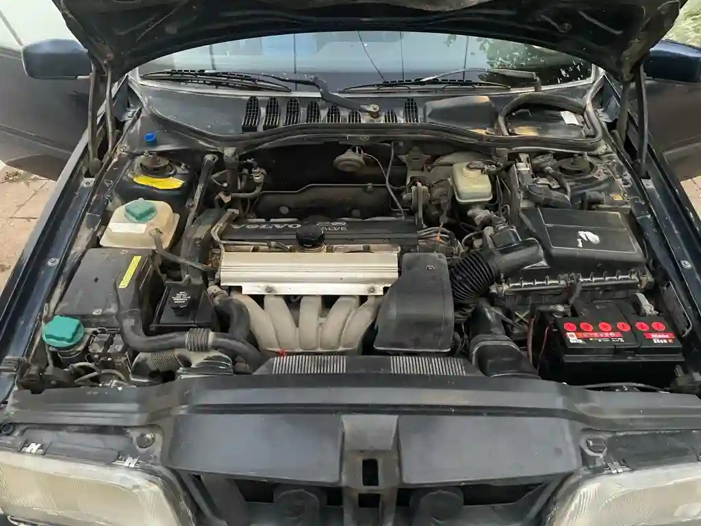 Volvo 850 GLT - Vue 2