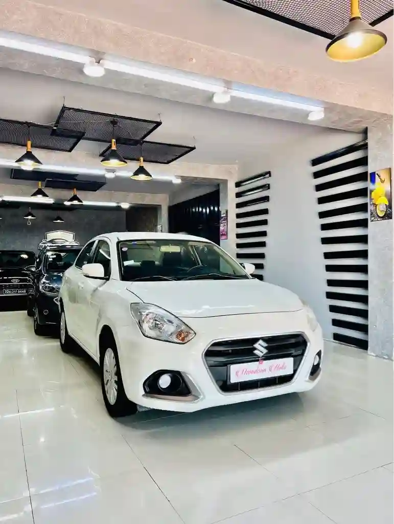 Suzuki Dzire - Vue 4