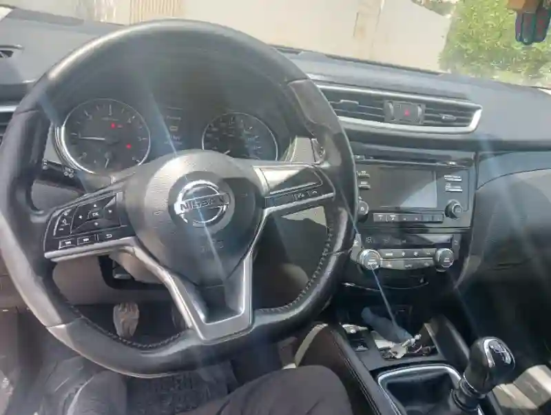 Nissan Qashqai Diesel 2018 - Vue 3