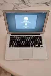 Apple Macbook Air 72 - Intel Core I5-5250u - 8GB RAM - 120gb SSD