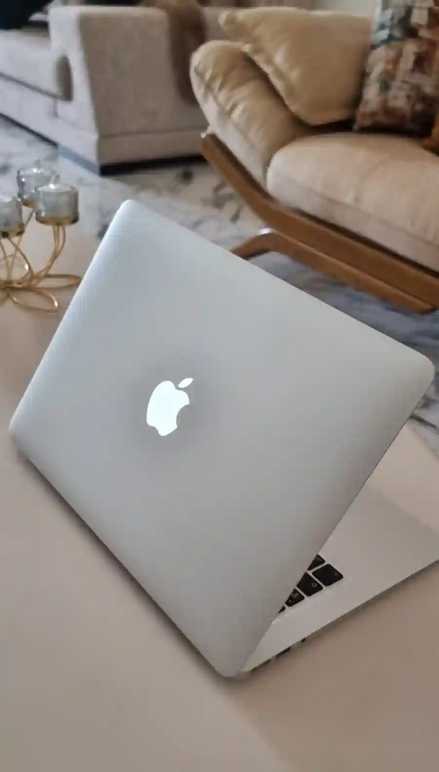 Apple Macbook Air 72 - Intel Core I5-5250u - 8GB RAM - 120gb SSD - Vue 2