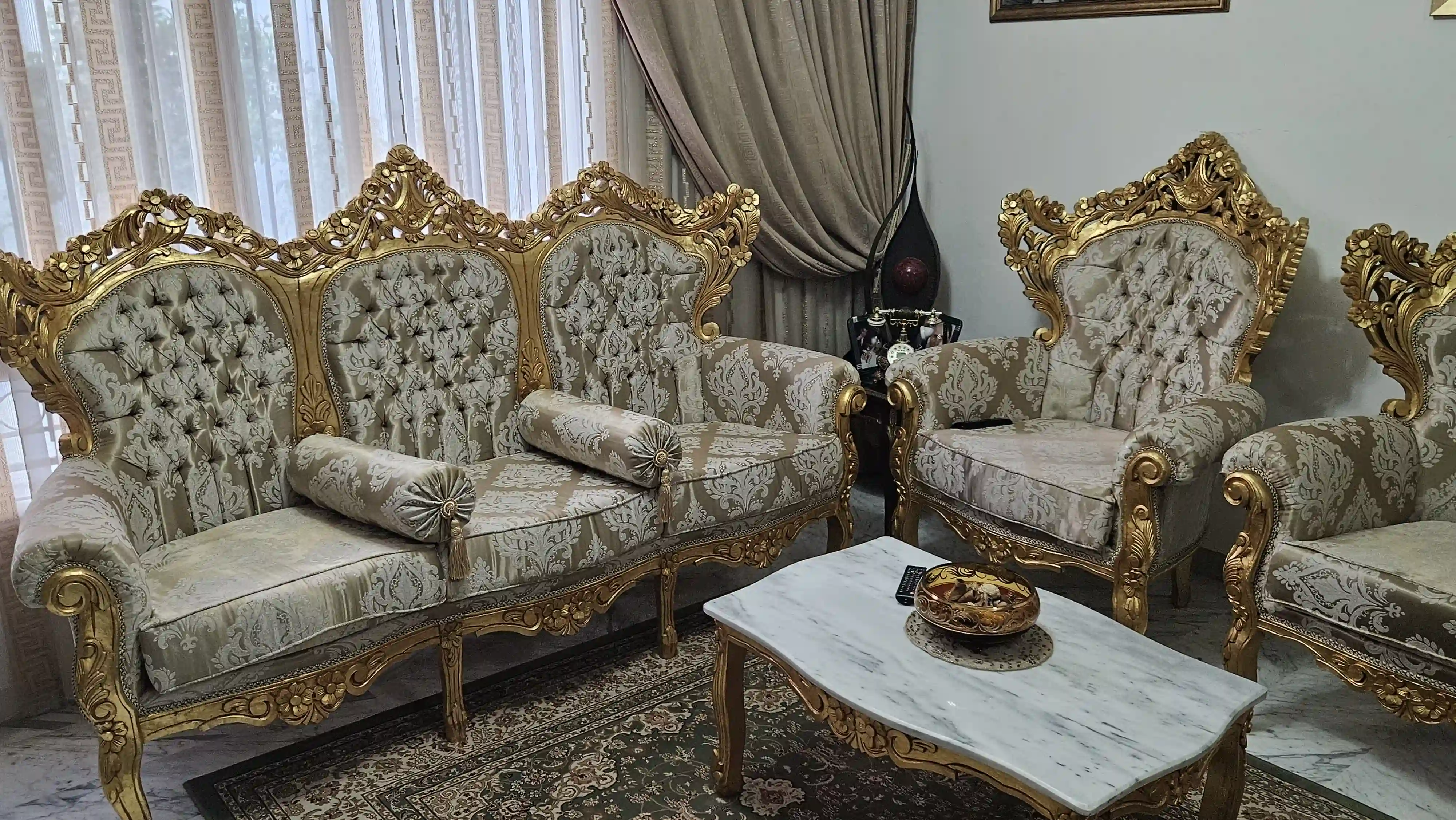 Salon Quasi Neuf à El Menzah