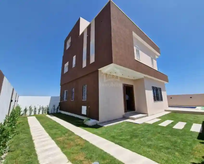 Un Duplex s+5 Avec Piscine à Hammamet sud à Vendre 51355351 - Vue 1