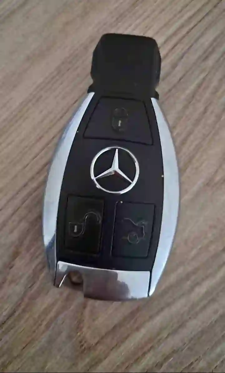 Clé Mercedes-benz