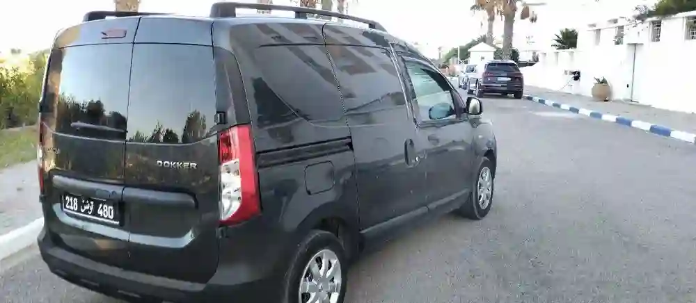 Dacia Doker