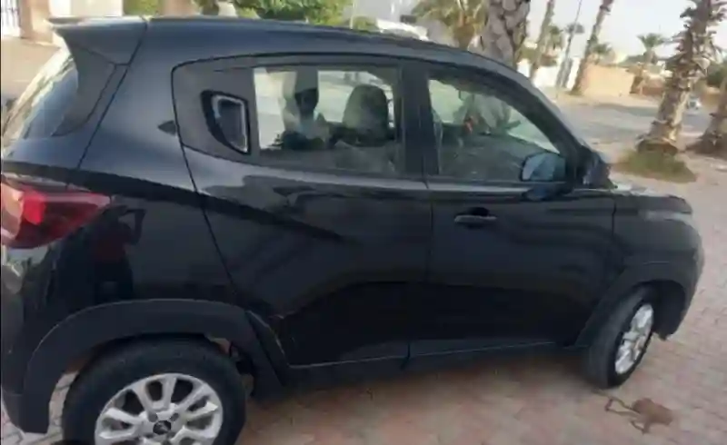 Kuv100 k8 Toute Neuve de Très Faible Kilométrage - Vue 1
