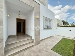 Villa en Bande en Location
