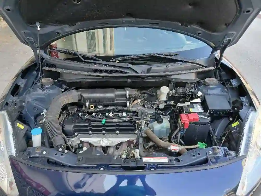 Suzuki Swift Boîte Auto Essence TEL 98 313 594