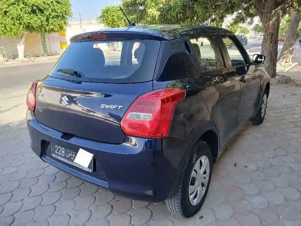 Suzuki Swift Boîte Auto Essence TEL 98 313 594 - Vue 2