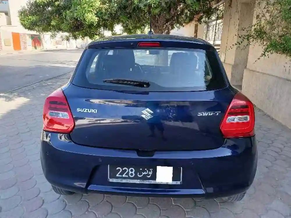 Suzuki Swift Boîte Auto Essence TEL 98 313 594 - Vue 4