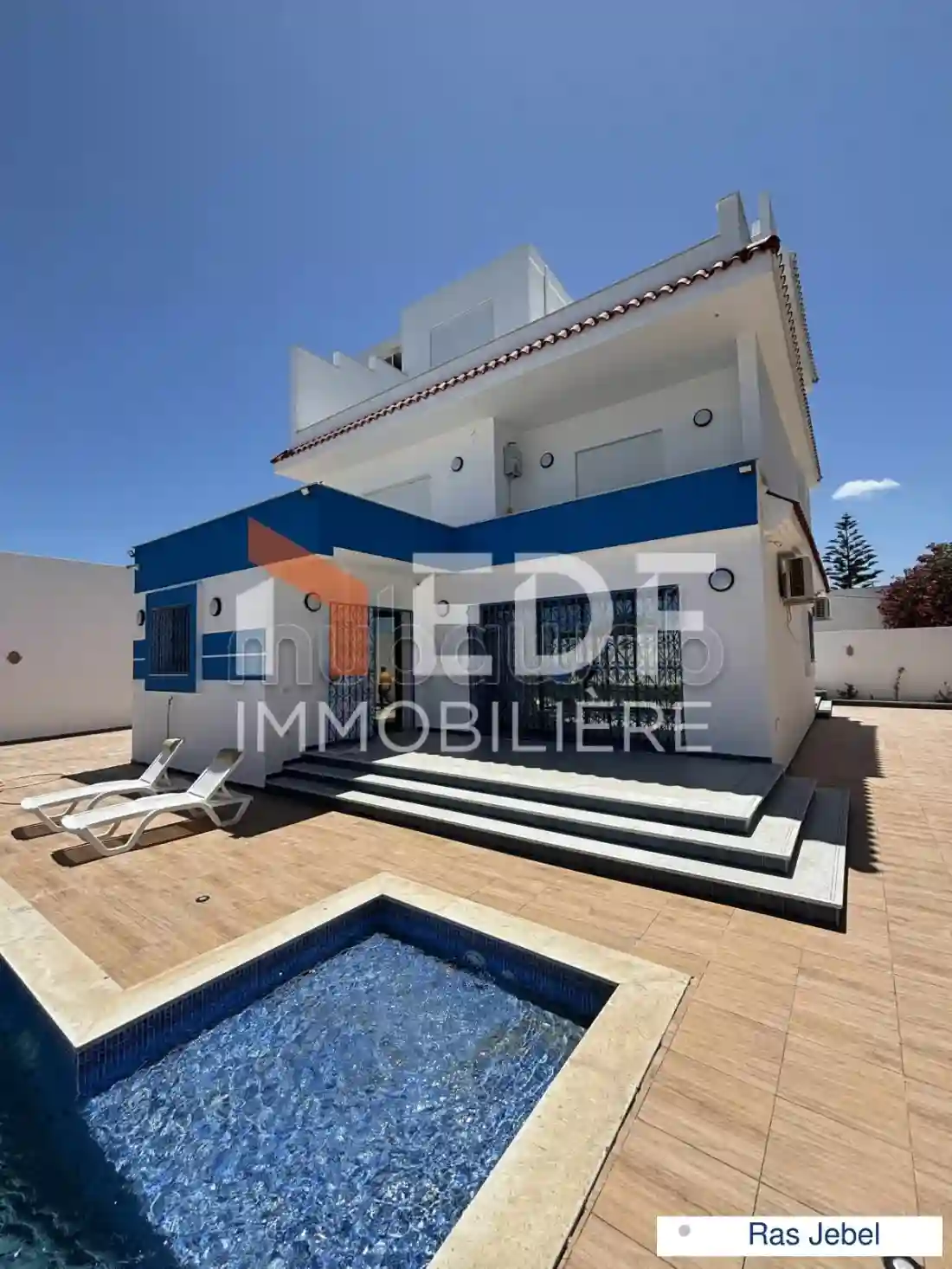 A Louer Villa S3 Pied Dans L'eau à Ras Jebel - Vue 1